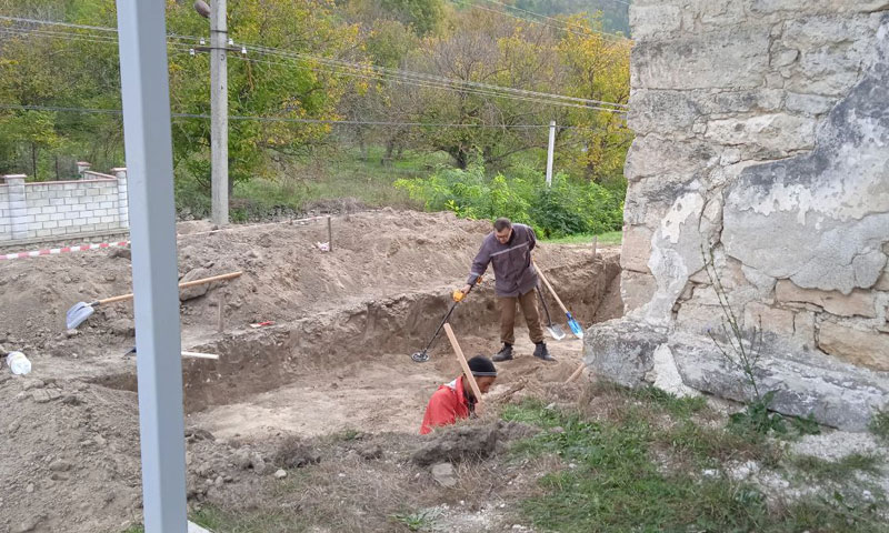Археологические раскопки в Рашкове Археологические раскопки в Рашкове